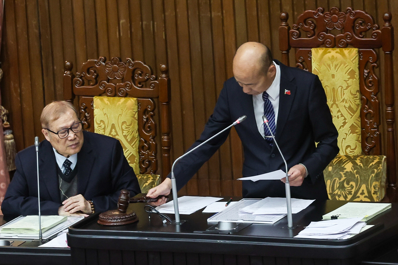 立法院9日經表決三讀通過紀念日及節日實施條例，新增4+1天放假日。(圖：中央社)