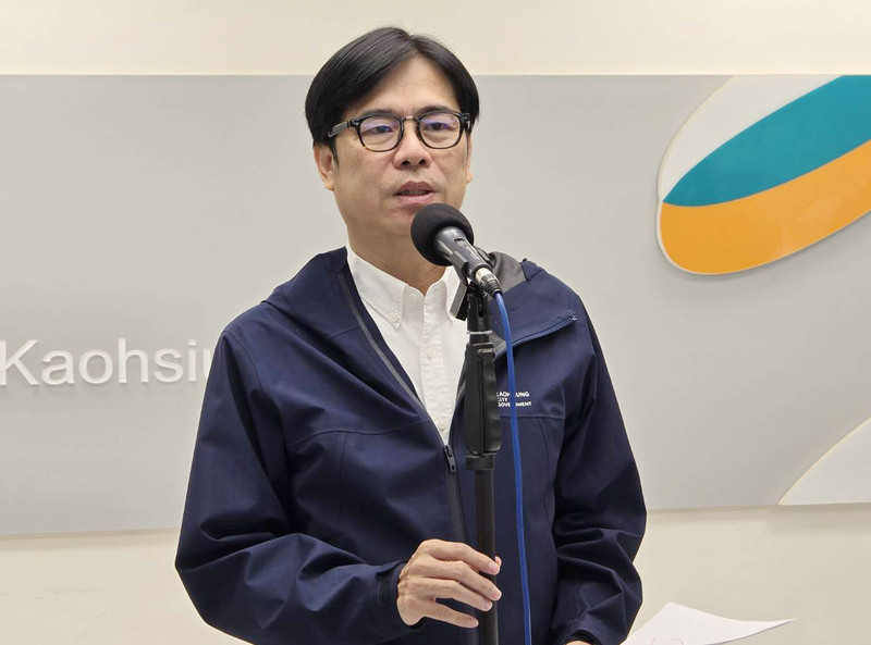 高雄市長陳其邁27日受訪時表示，台電備載機組有發電限制，會要求台電嚴格遵守。(圖：中央社)