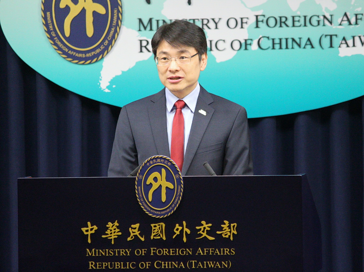 外交部發言人蕭光偉27日表示，持續掌握相關情形，我3友邦也沒有派官員參加中國-太平洋島國外長會 (央廣記者王照坤 攝)