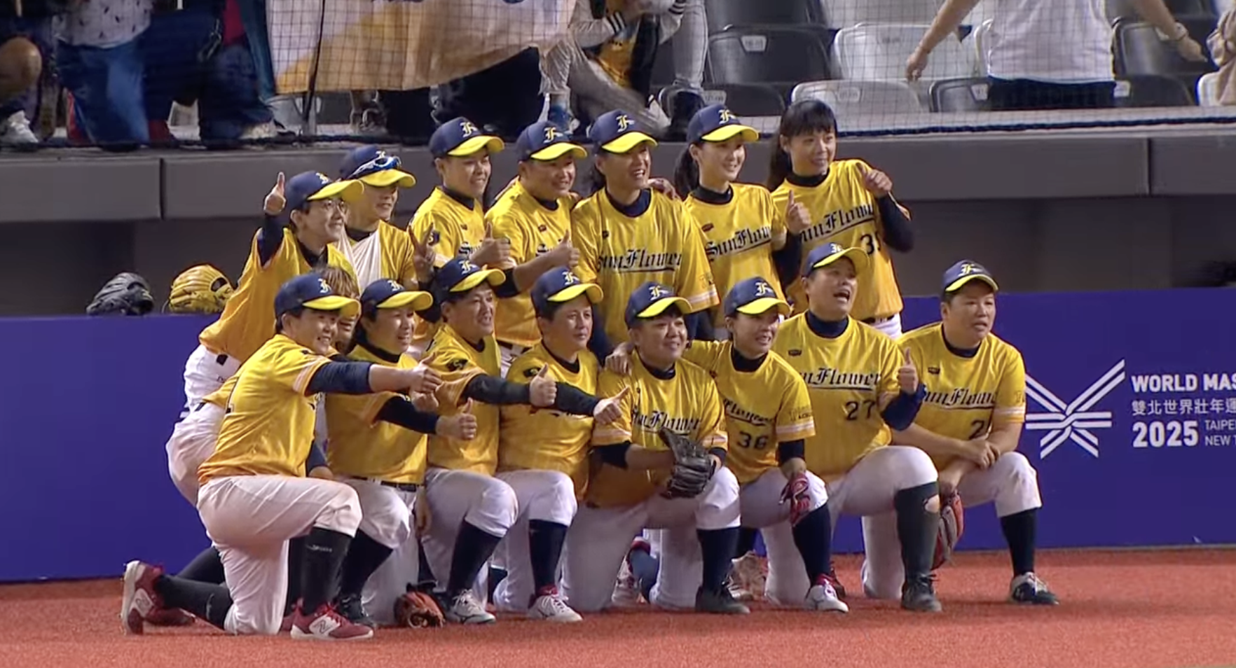 世壯運首設女子棒球隊，向日葵OB隊驚天逆轉奪勝。(江昭倫 攝)