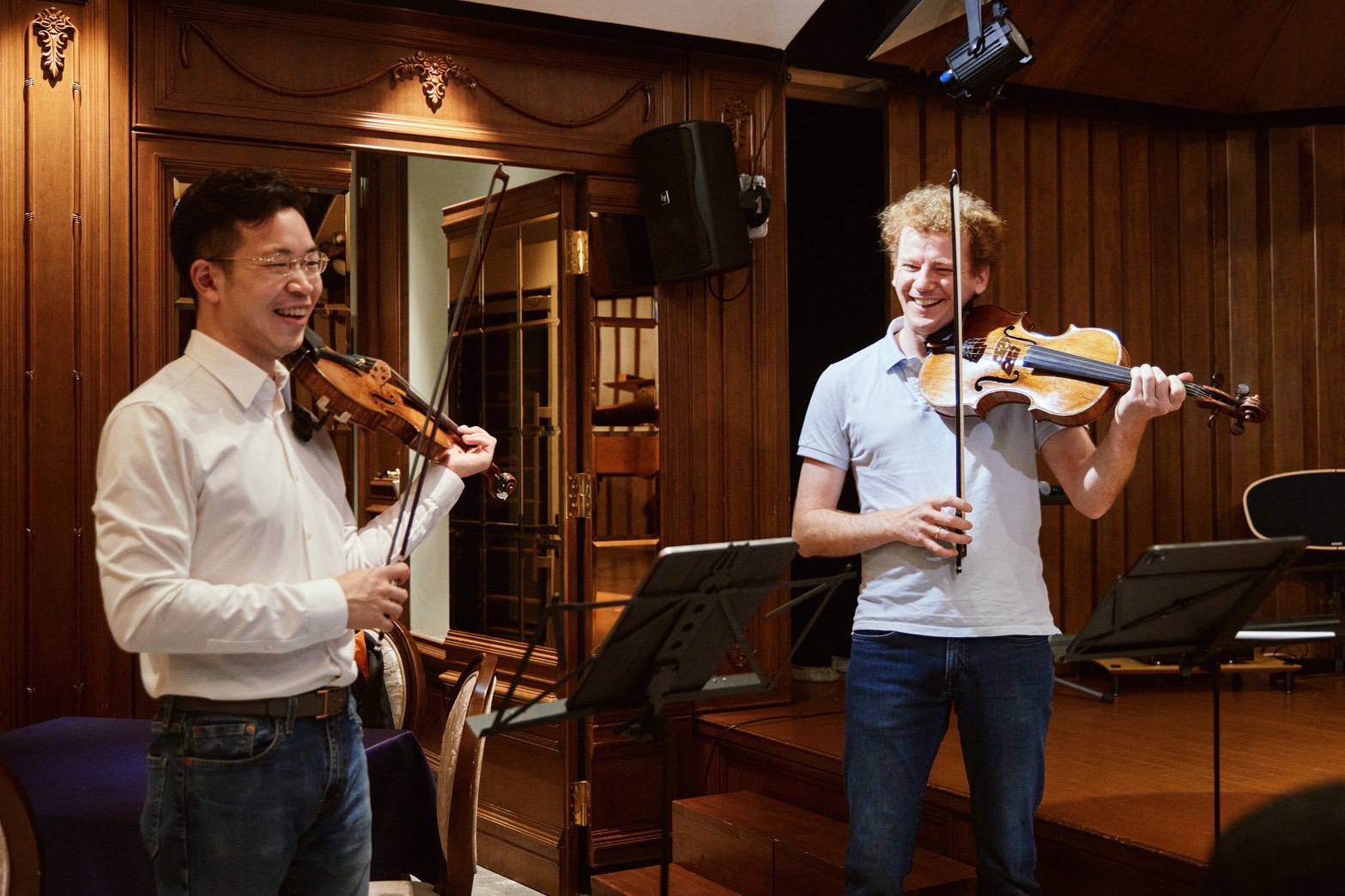NSO日本巡演最終場中提琴獨奏家改由德國中提琴家維特‧赫譚斯坦代打，將與小提琴家黃俊文及NSO一起共演。（NSO提供）