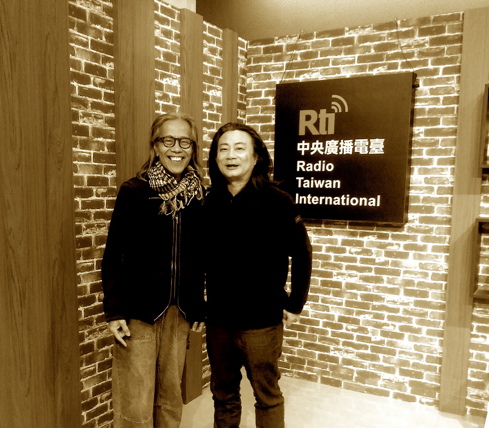 “他們不是politically blind (政治瞎子)的，孩子們都知道。”  ---黃孫權的後直接行動印象 episode artwork