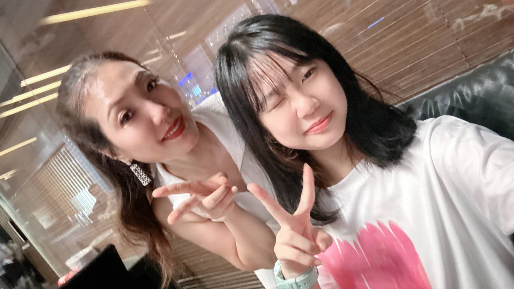 左馨逆齡源於愛 學習與 陪伴