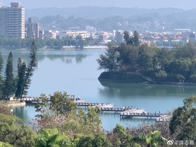 李與譚 談俚語:「袂生牽拖厝邊」