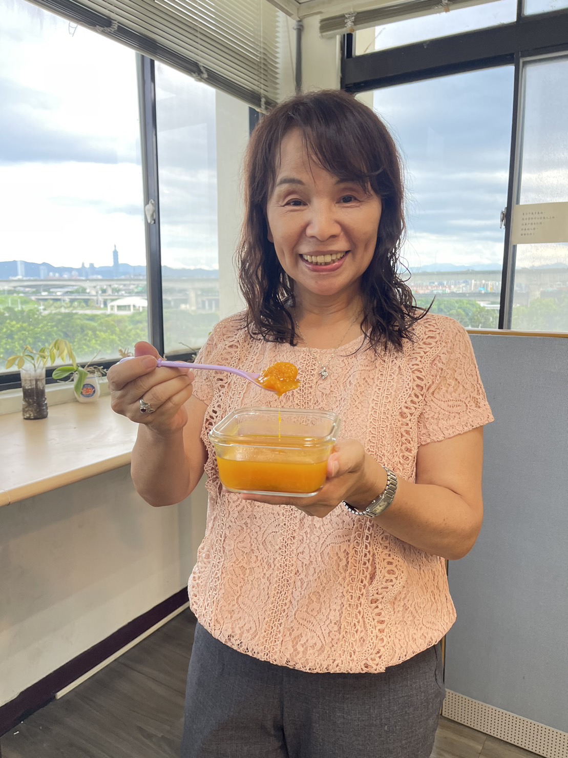 大暑之日，要吃"鳳梨"消暑??在家聽節目更消暑