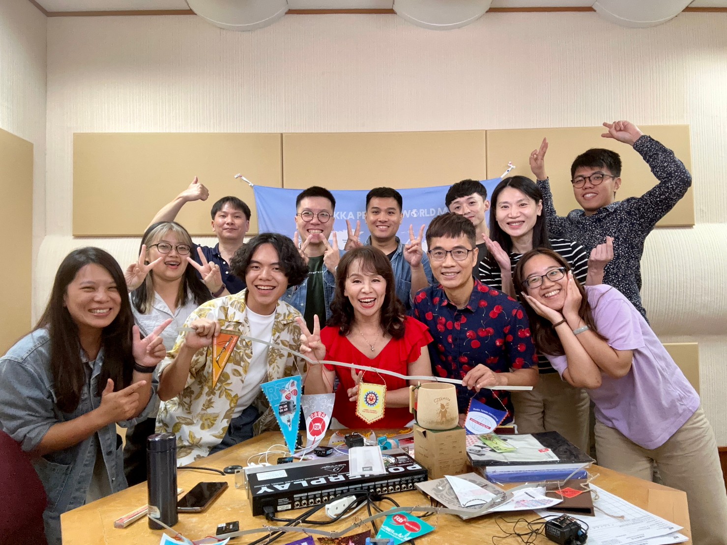客語現場直播節目意猶未盡，聲音傳遞你我濃濃的情意