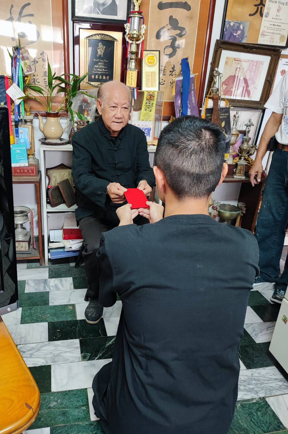 近日又有日本學生來台向盧師父拜師學藝