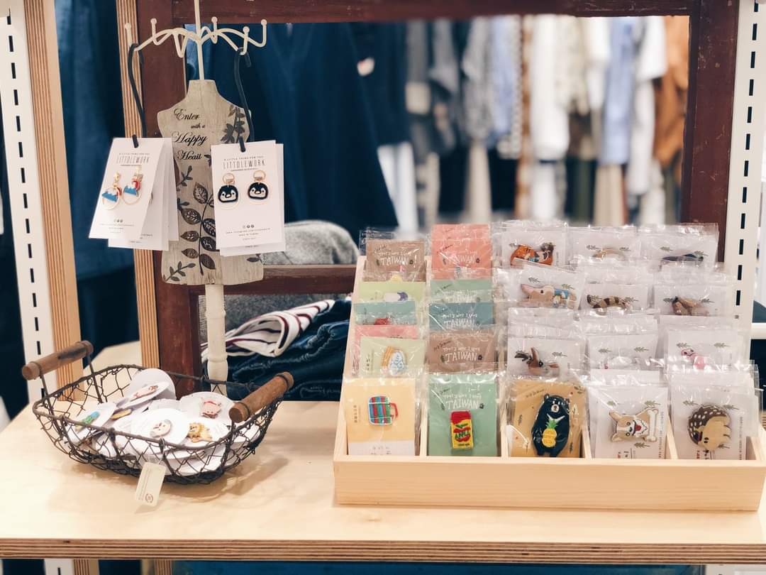 文創設計師流星的設計商品（圖/取自Littdlework FB)