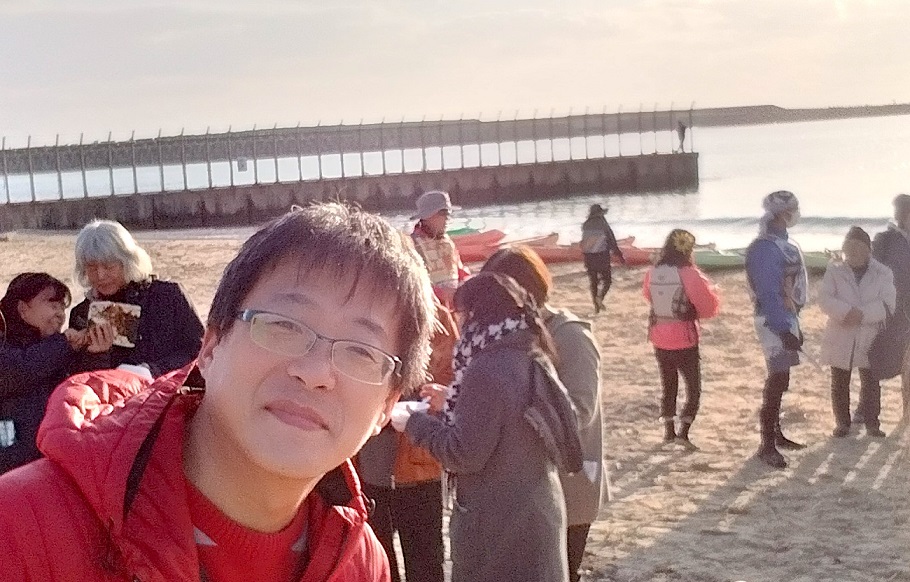 在沖繩海邊的聚會