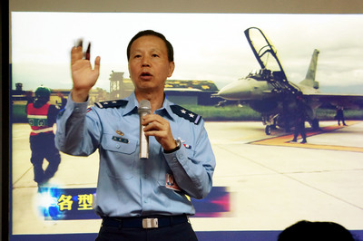 空軍說明民雄戰備道操演
