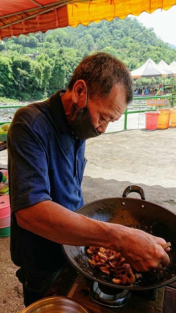 阿德大哥分享廚藝