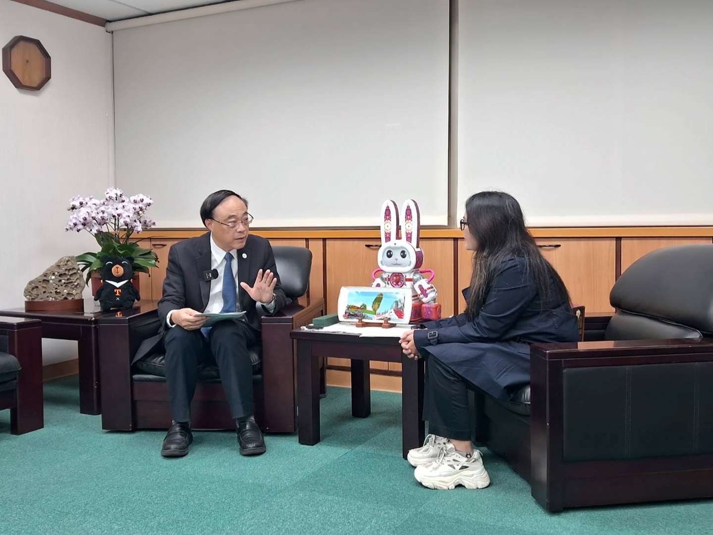 Tổng cục trưởng Tổng cục Du lịch Đài Loan Chu Vĩnh Huy trả lời phỏng vấn về các biện pháp ưu đãi du lịch