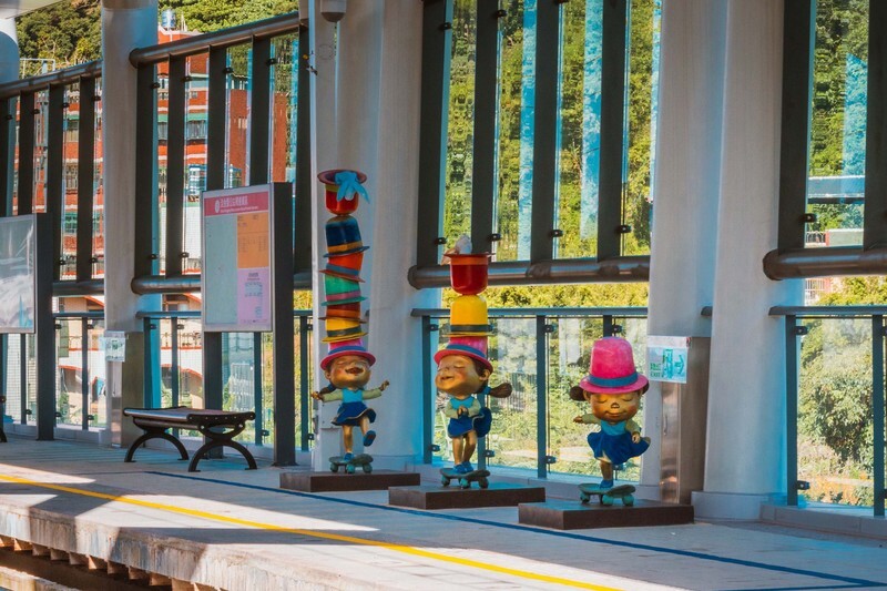 Đắm mình trong nghệ thuật công cộng tại các ga tàu Danhai